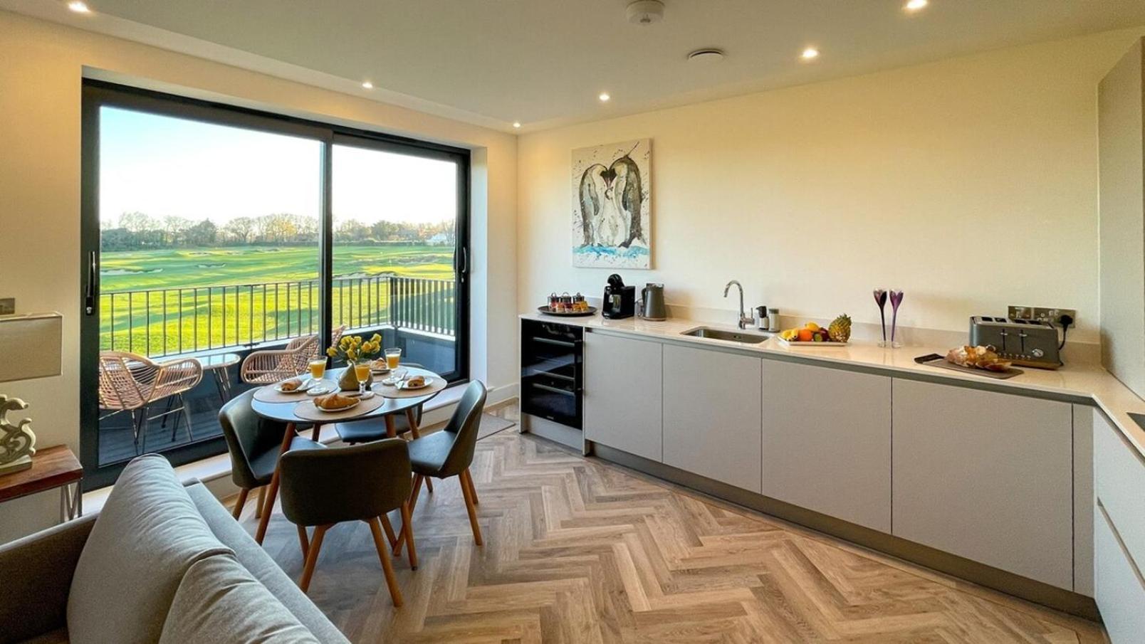 Luxury Ocean & North Foreland Golf View By Adliv Broadstairs Exterior foto